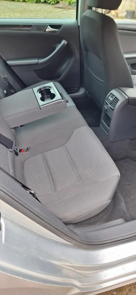 Volkswagen Jetta 2014.  ☆DEPOSIT TAKEN. ☆ - Image 4