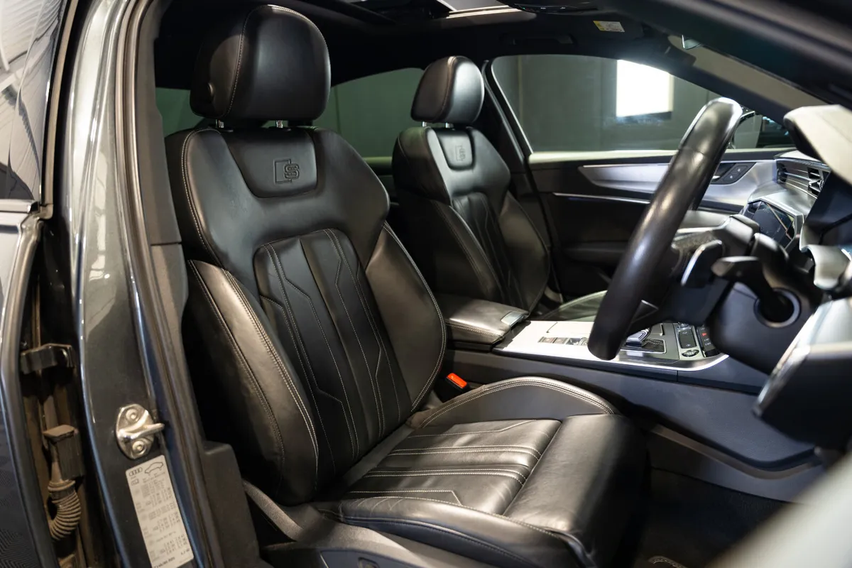 2021 Audi A6 40TDI S-Line Black Edition - Image 2