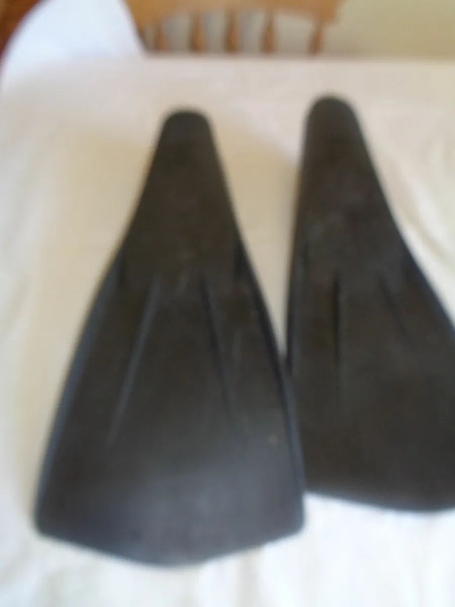 "Gabbiano" Black Fins for Sale - Image 1
