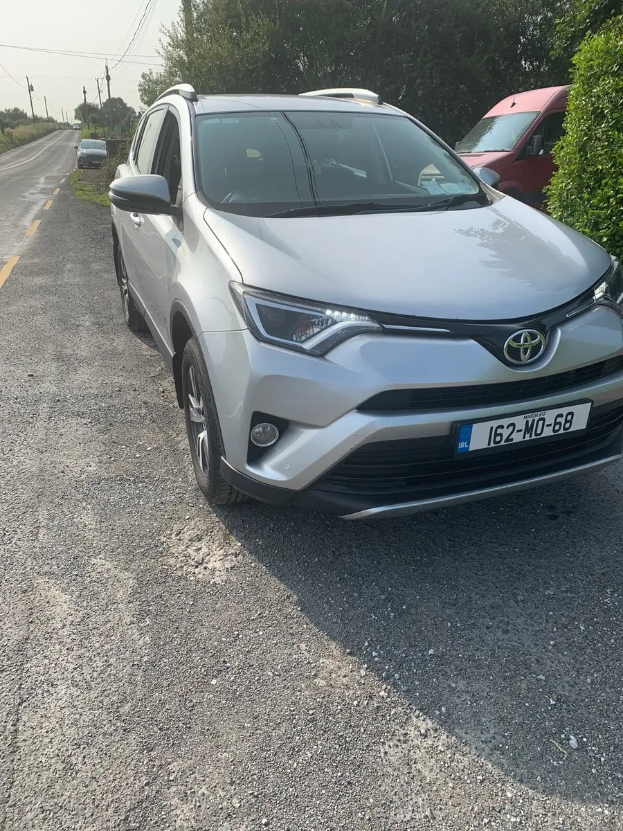Toyota Rav 4 Luna - Image 1