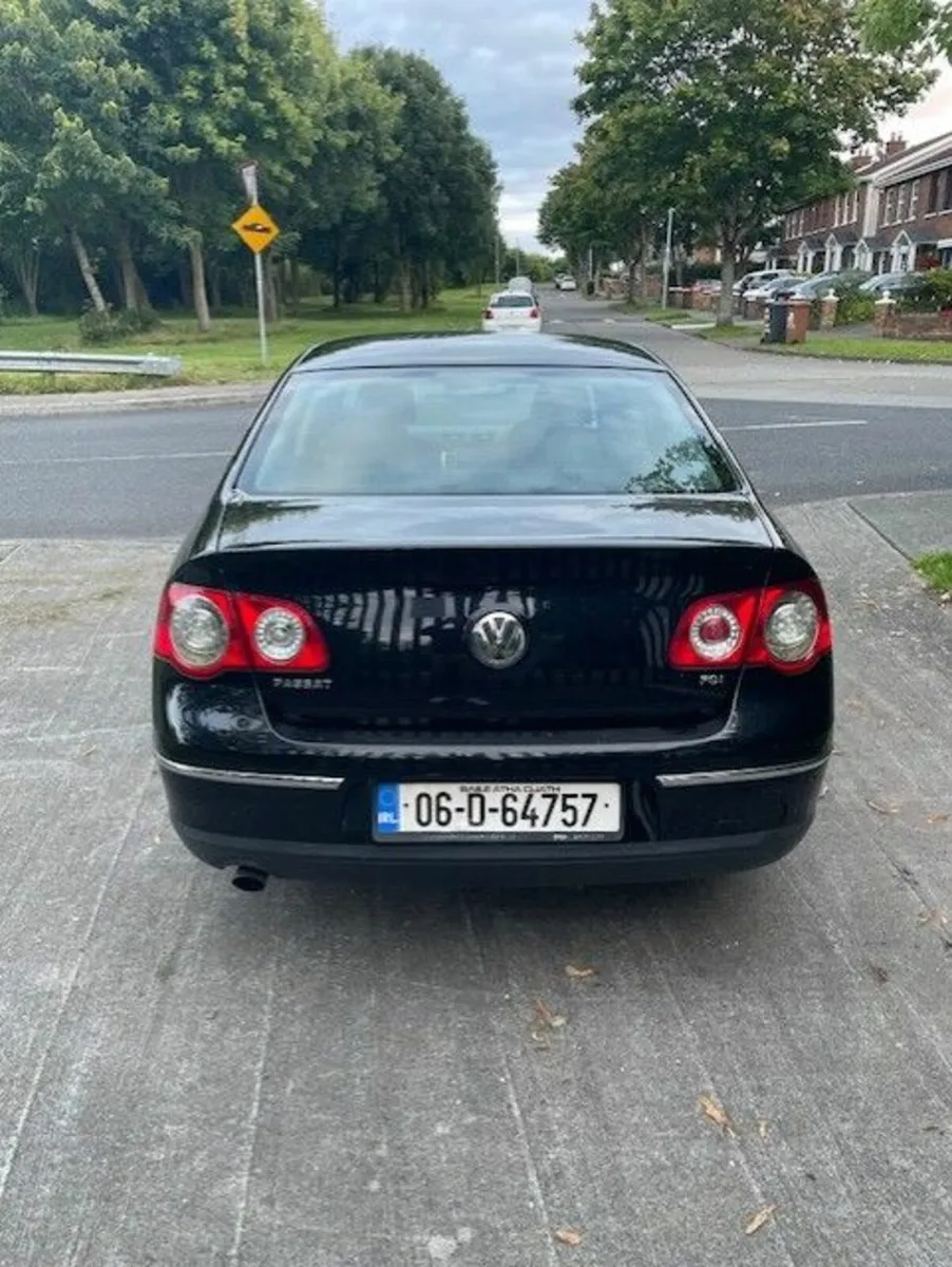 Volkswagen Passat 2006 - Image 3