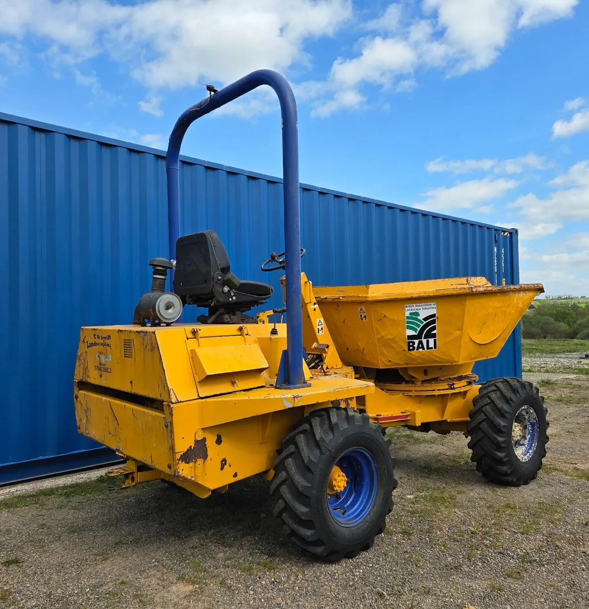 Benford 3ton Swivel Skip Dumper - Ready for work! - Image 4
