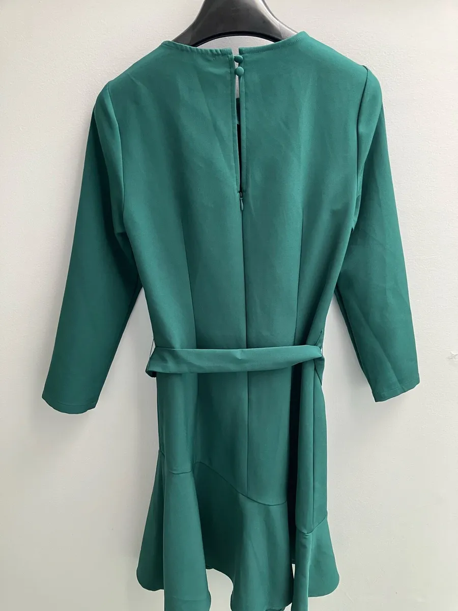 Emerald dress - Image 4
