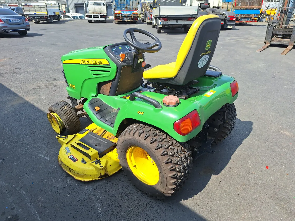 John Deere X748  Tractor  Mower For Auction - Image 4