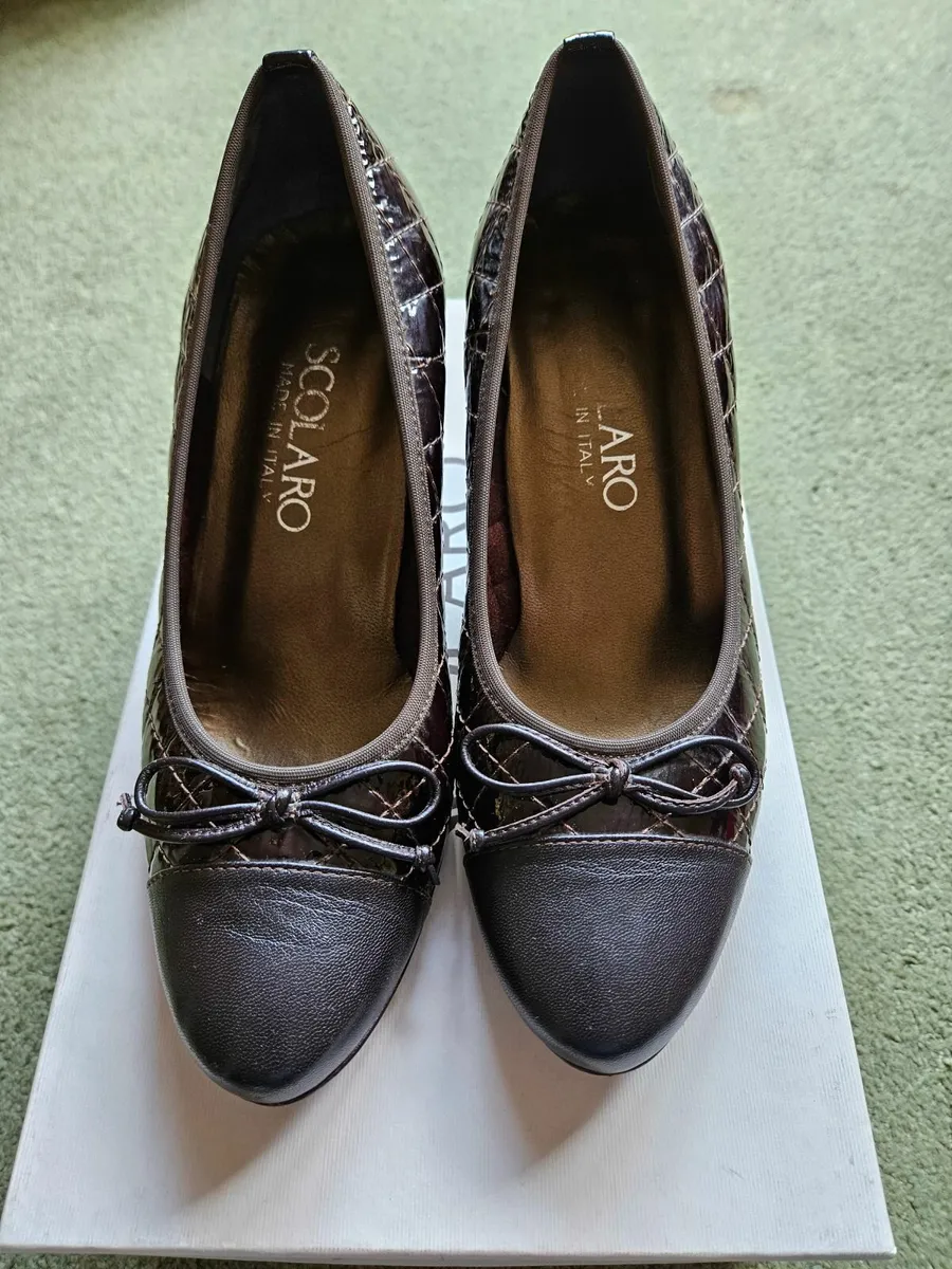 Womens Shoes Size 37.5 - Image 3