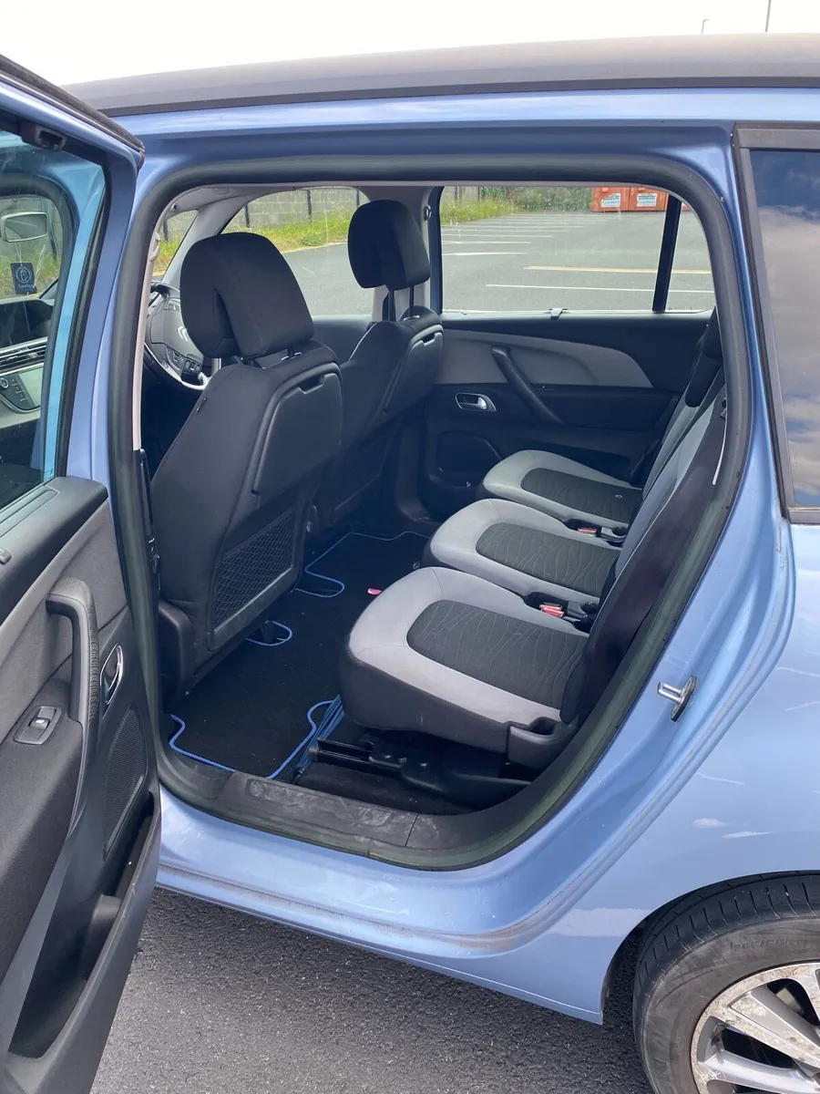 142 Citroen grand Picasso - Image 4