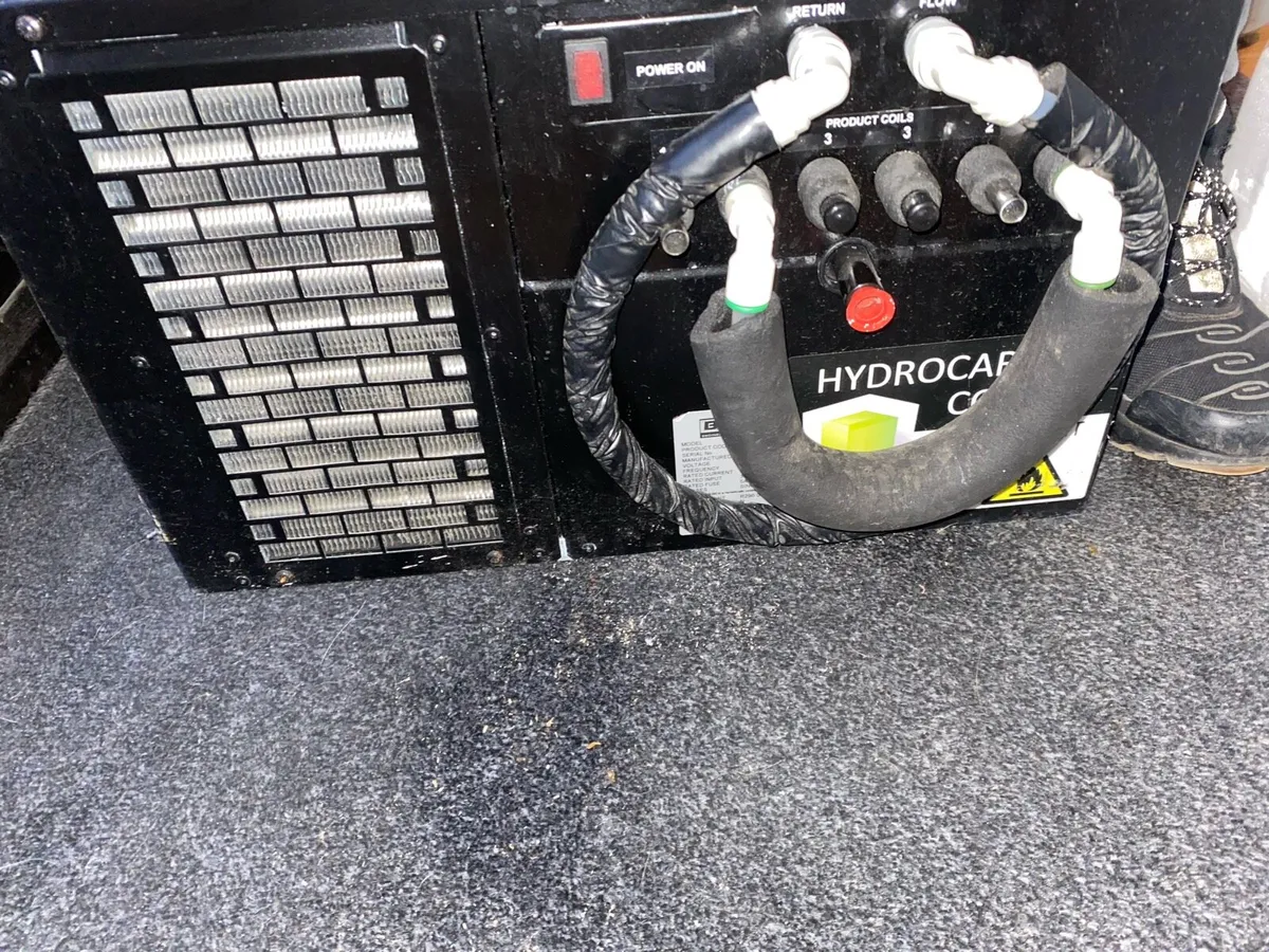 Drinks cooler set up - Image 3