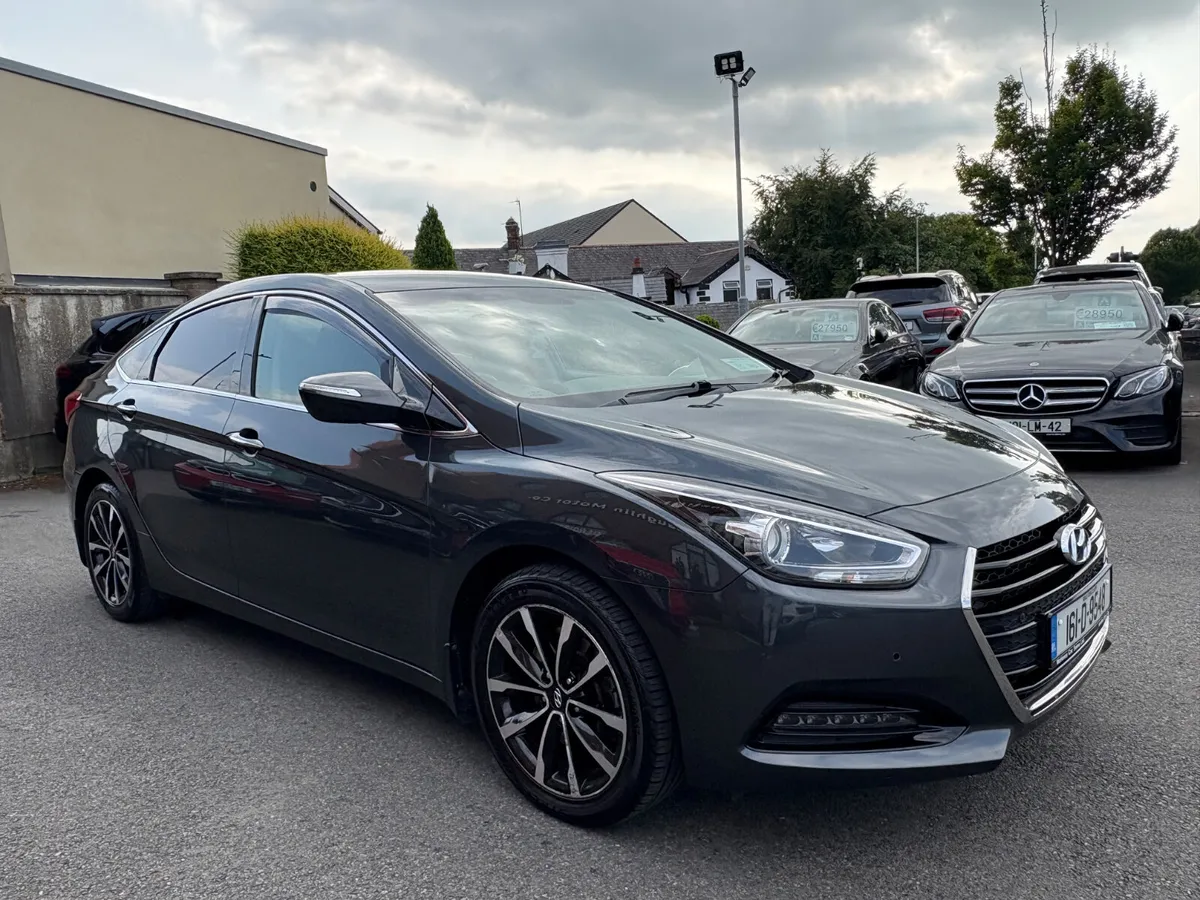 171 Hyundai i40 Executive 1.7 Diesel - Image 3
