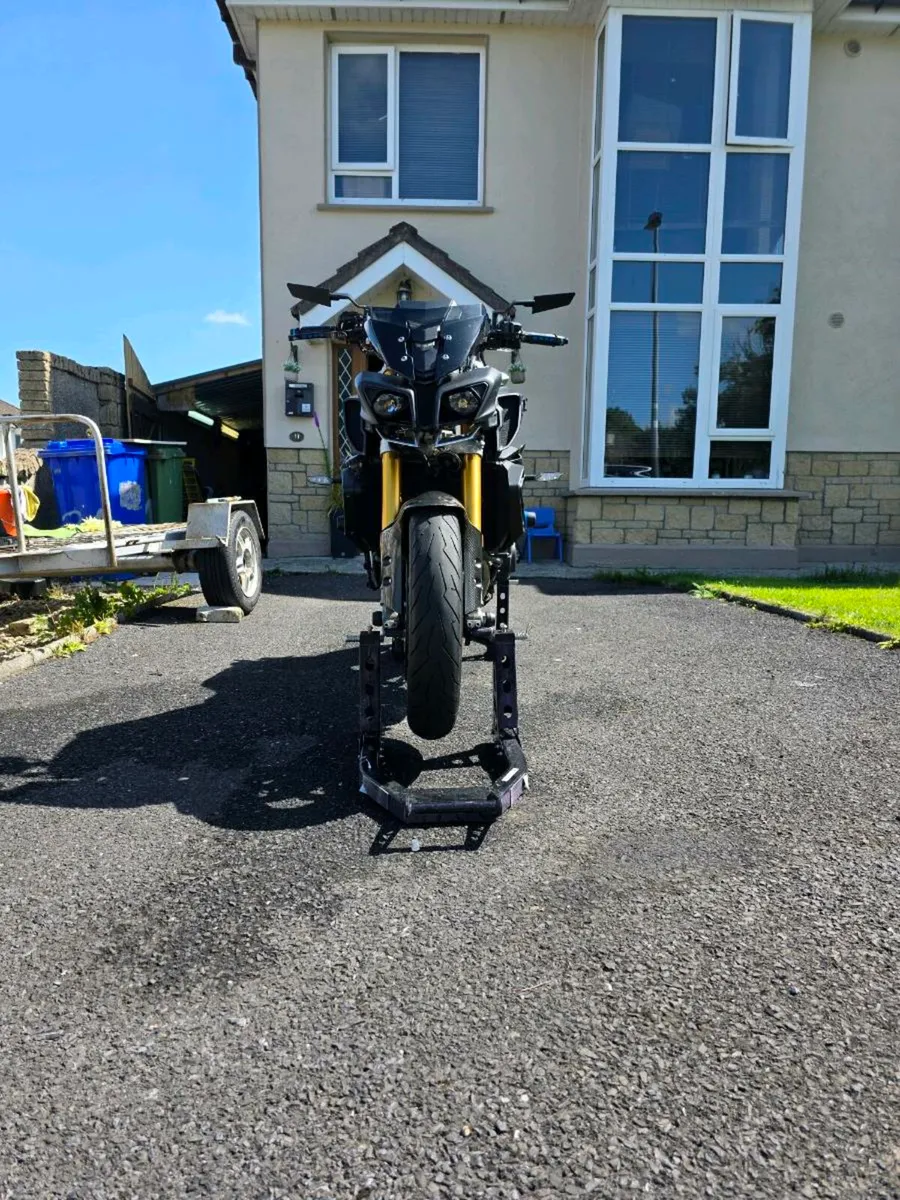172 Yamaha MT-10SP - Image 2