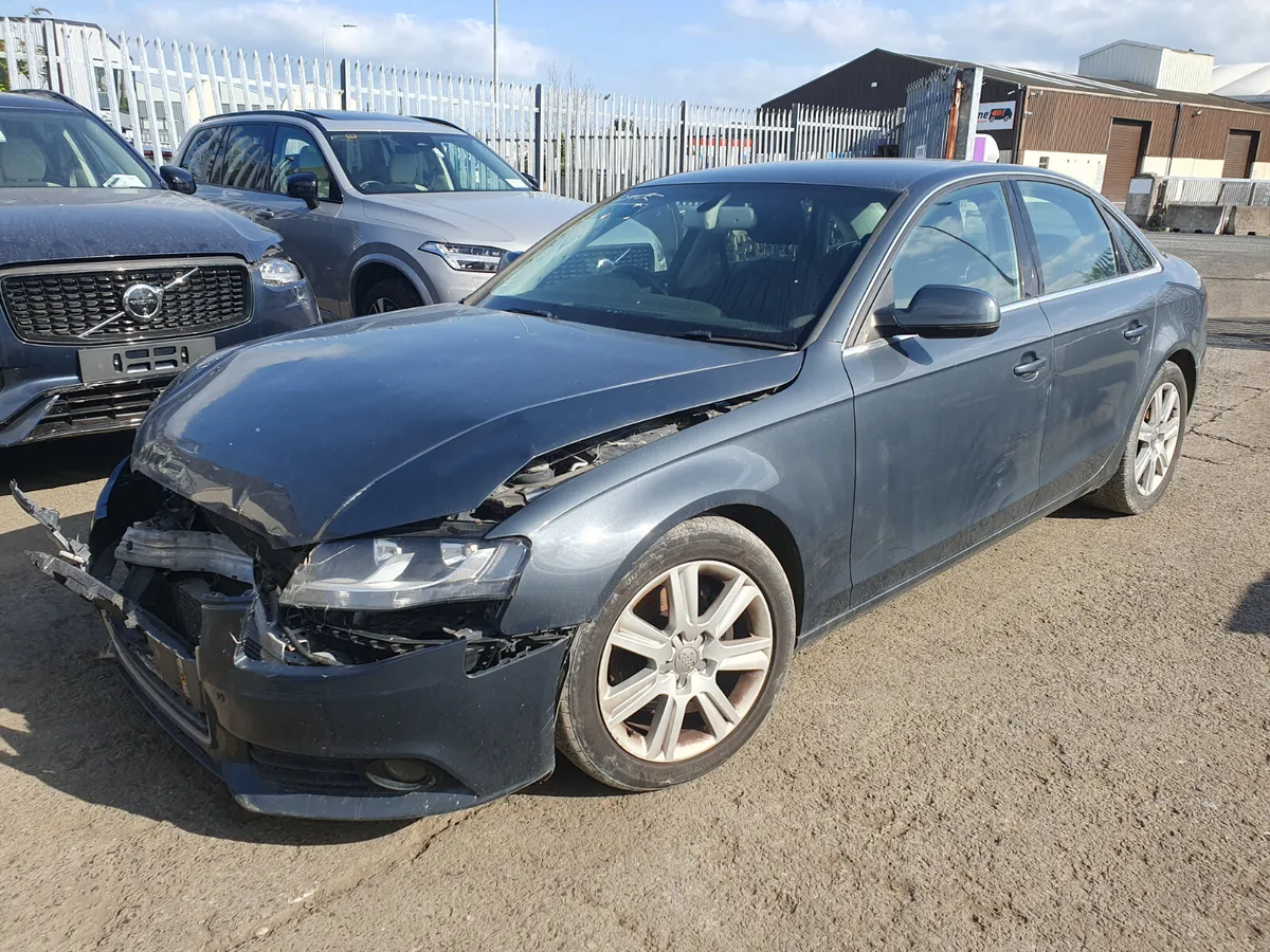 11 AUDI A4  SE 2.0 TDI (CJC) FOR BREAKING - Image 1