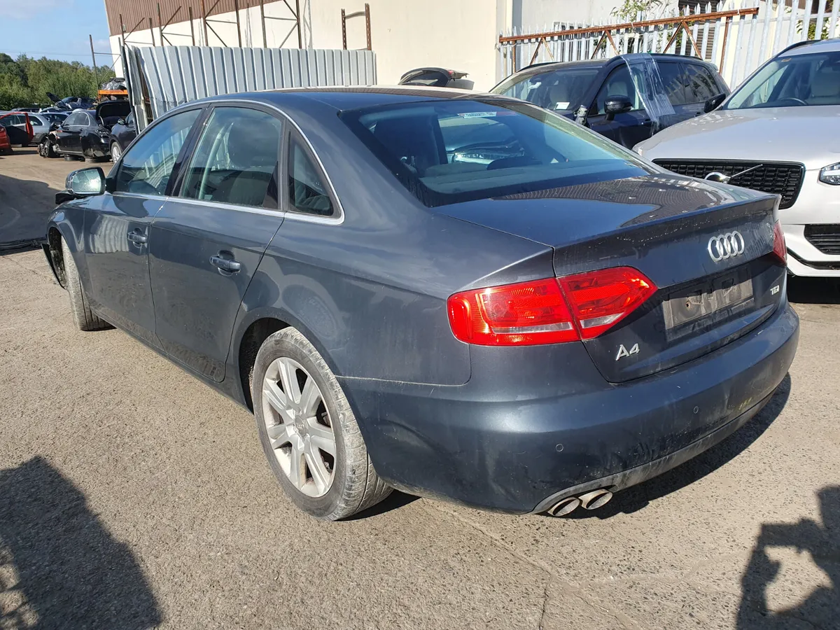 11 AUDI A4  SE 2.0 TDI (CJC) FOR BREAKING - Image 4