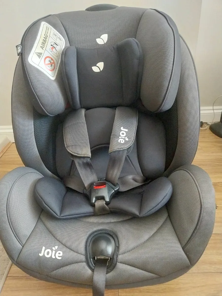 JOIE CAR SEAT 3 STAGE €90 - Image 2