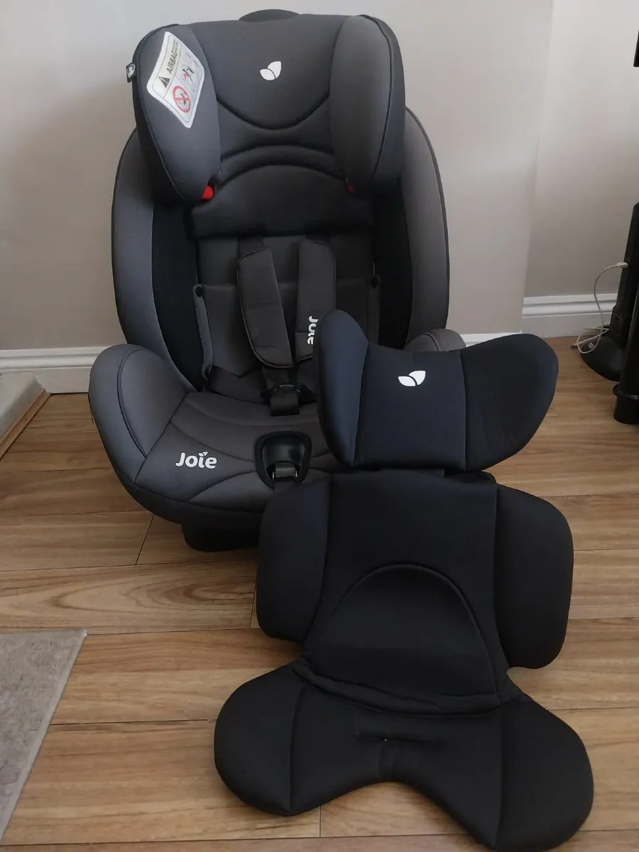 JOIE CAR SEAT 3 STAGE €90 - Image 4