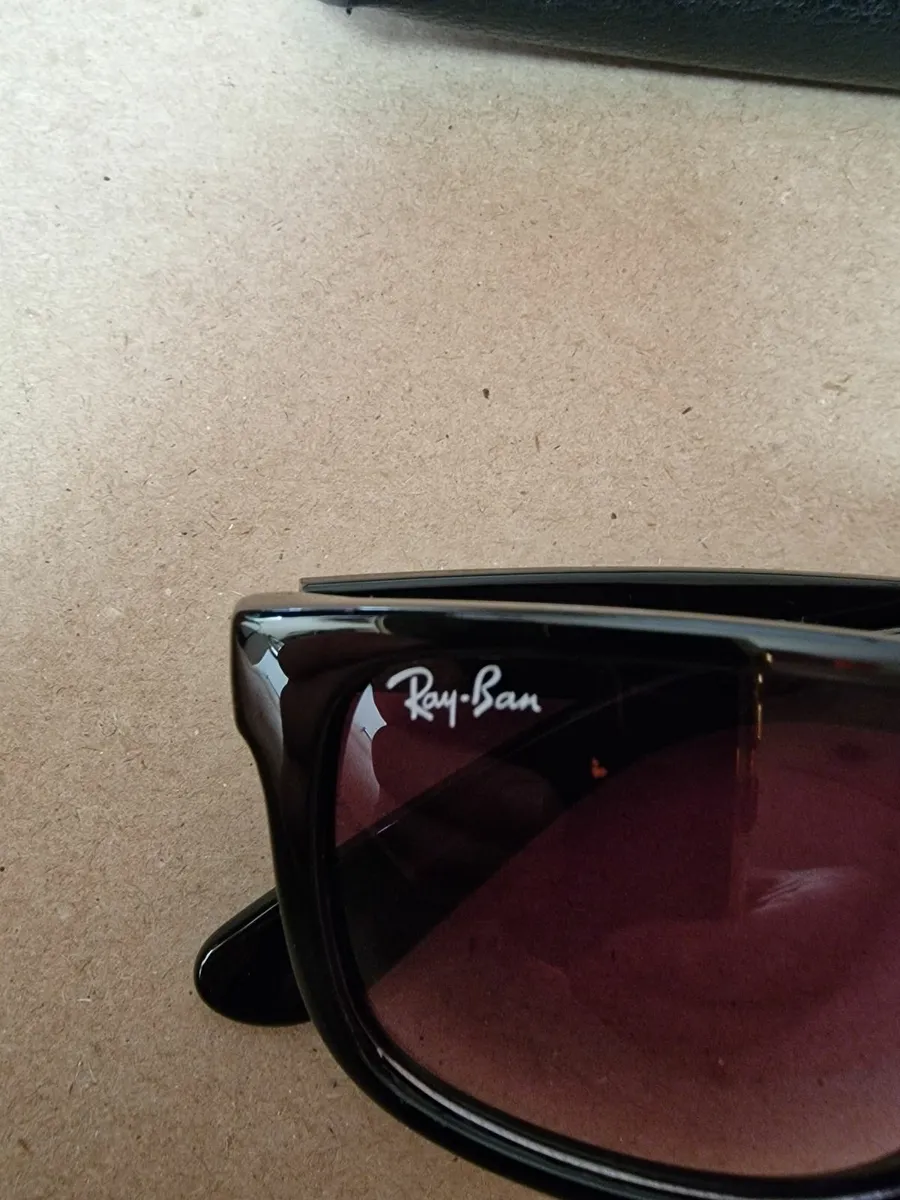 RAYBAN sunglasses - Image 2
