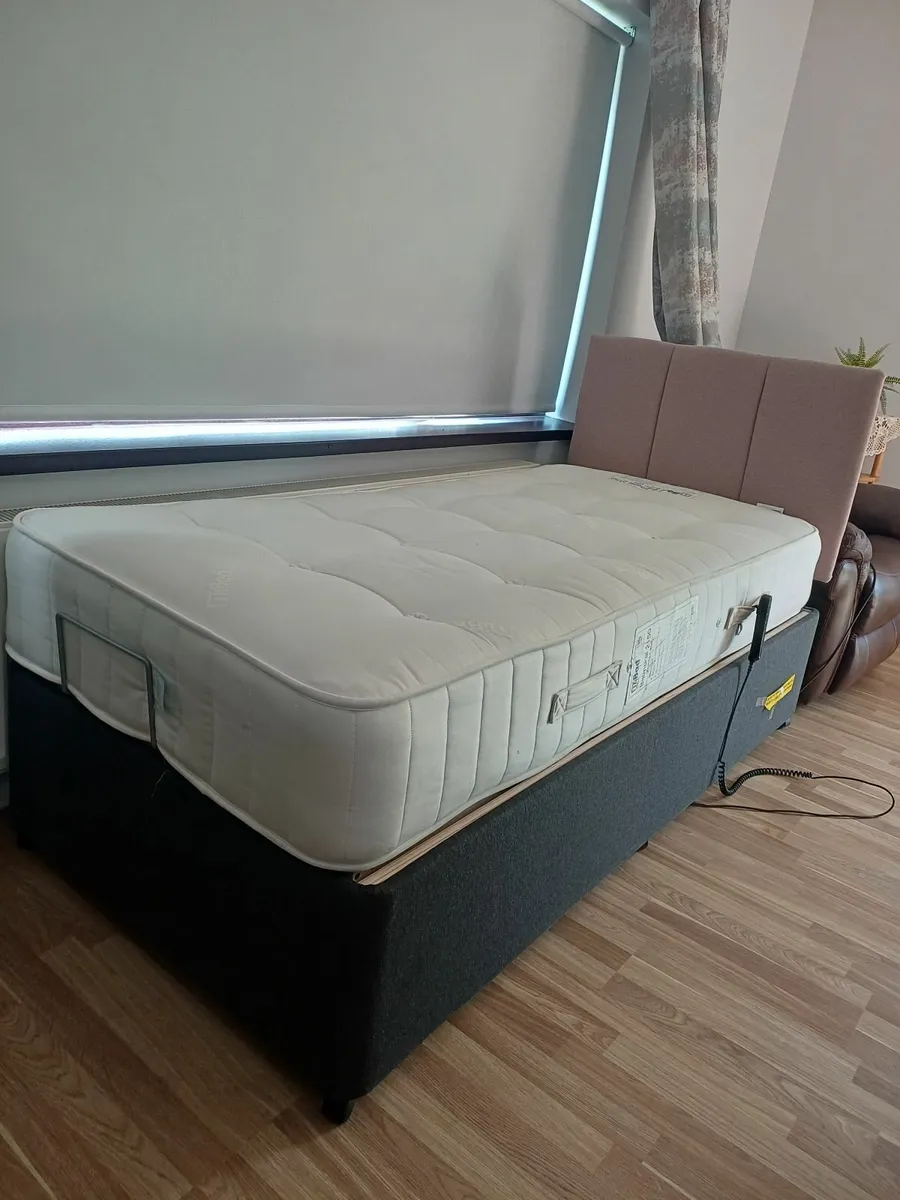 Electric adjustable bed - Image 2