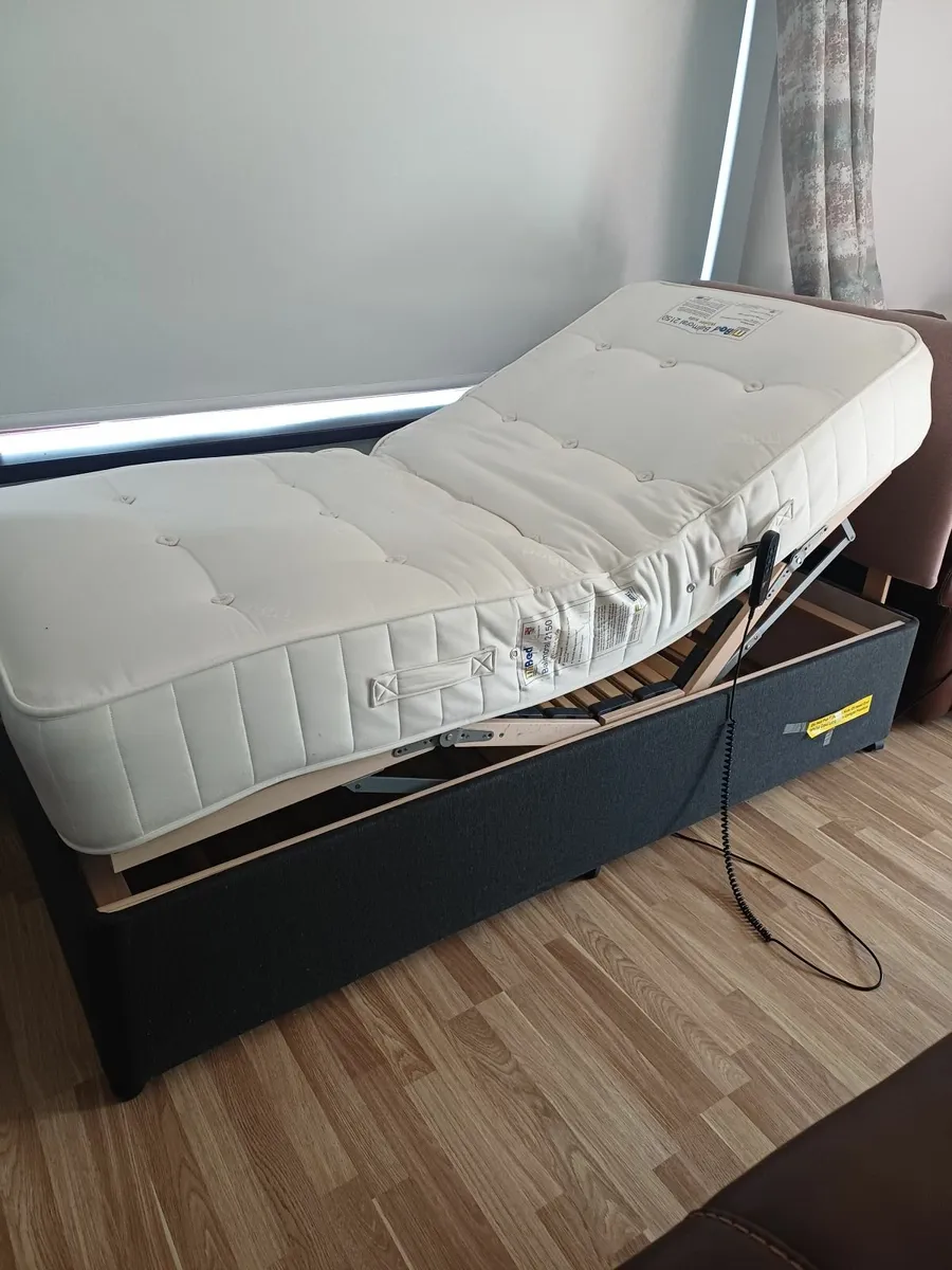 Electric adjustable bed - Image 3