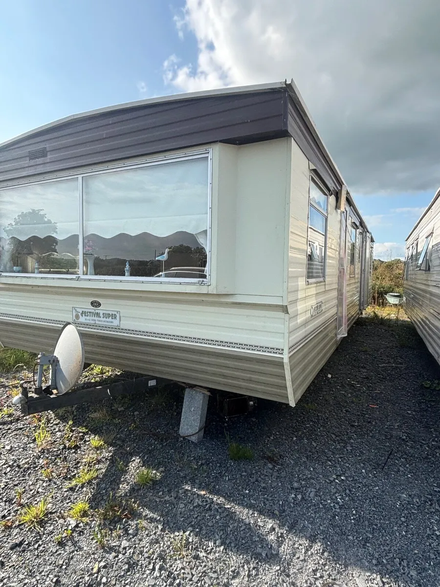 Mobile home - Image 1