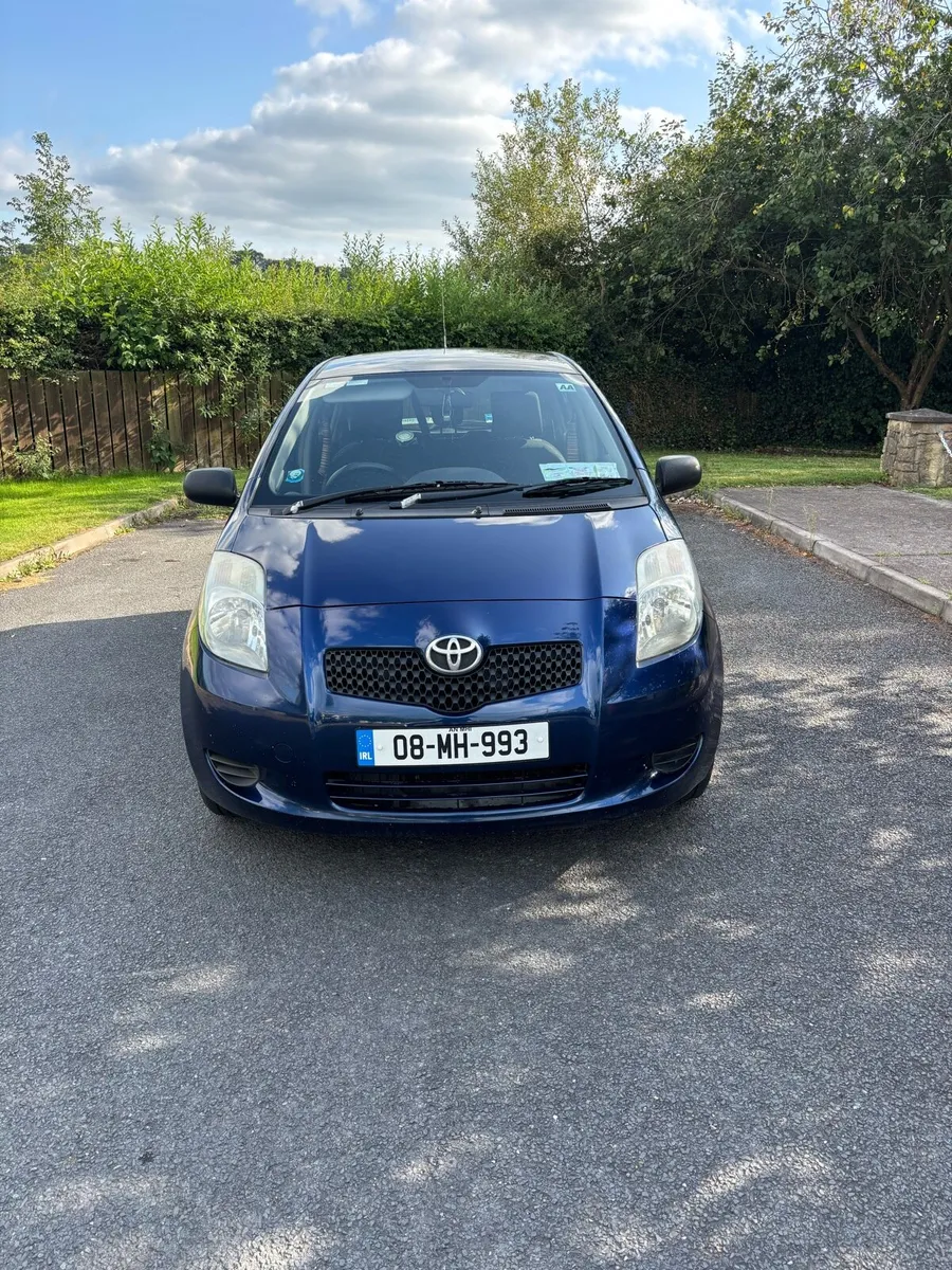 2008 Toyota Yaris - Image 1