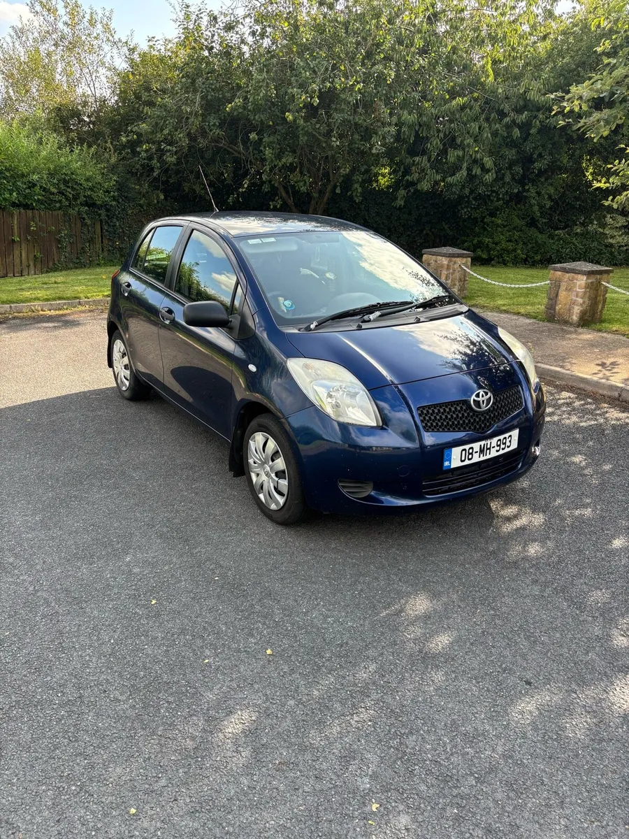 2008 Toyota Yaris - Image 2