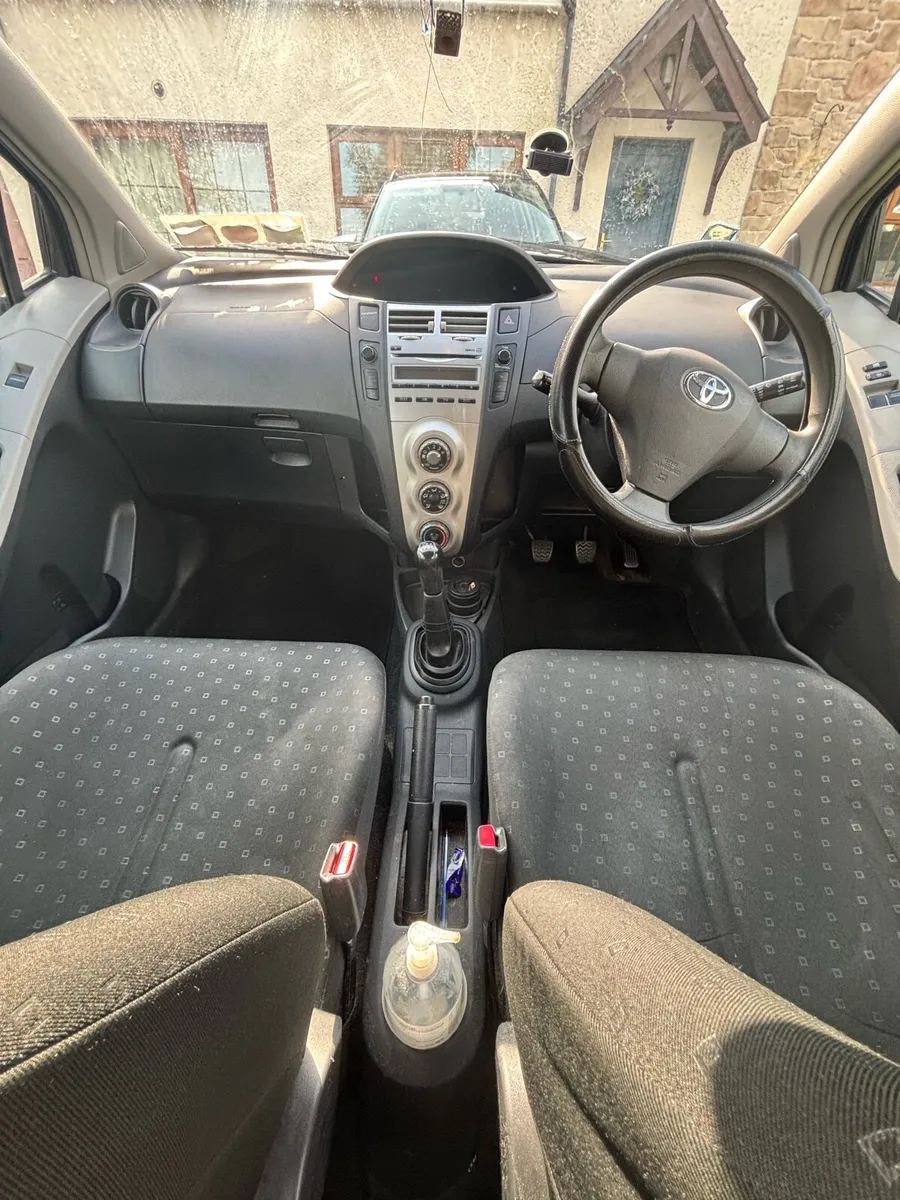 2008 Toyota Yaris - Image 4