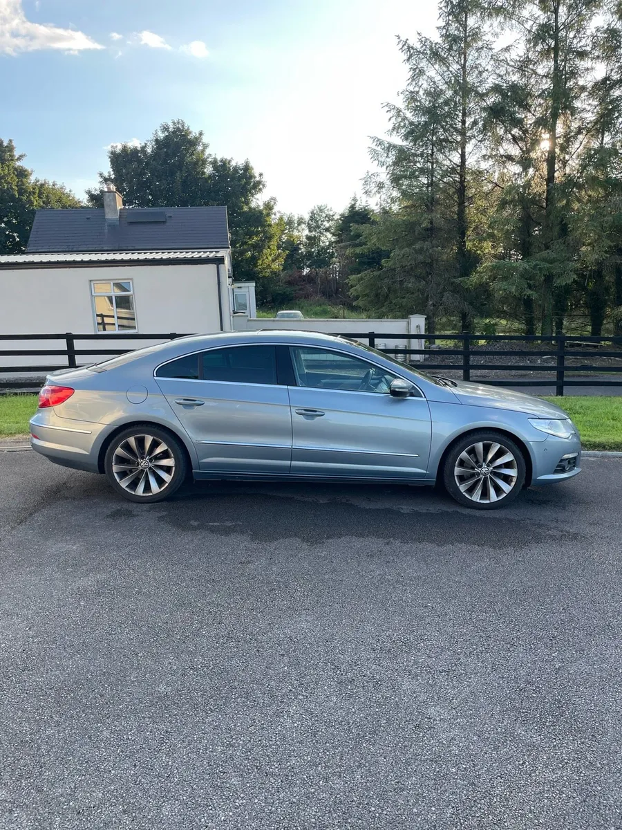 Volkswagen Passat CC - Image 4