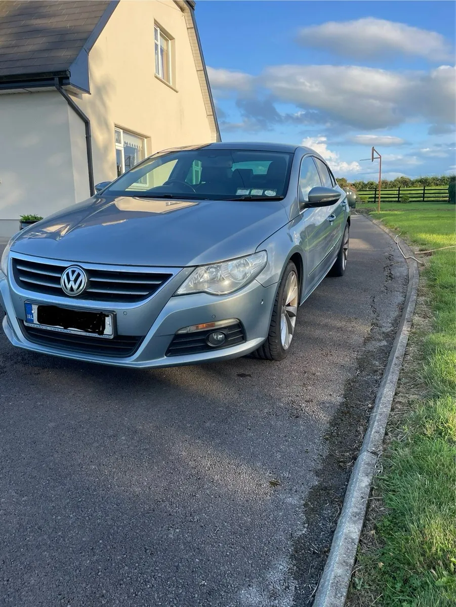 Volkswagen Passat CC - Image 2