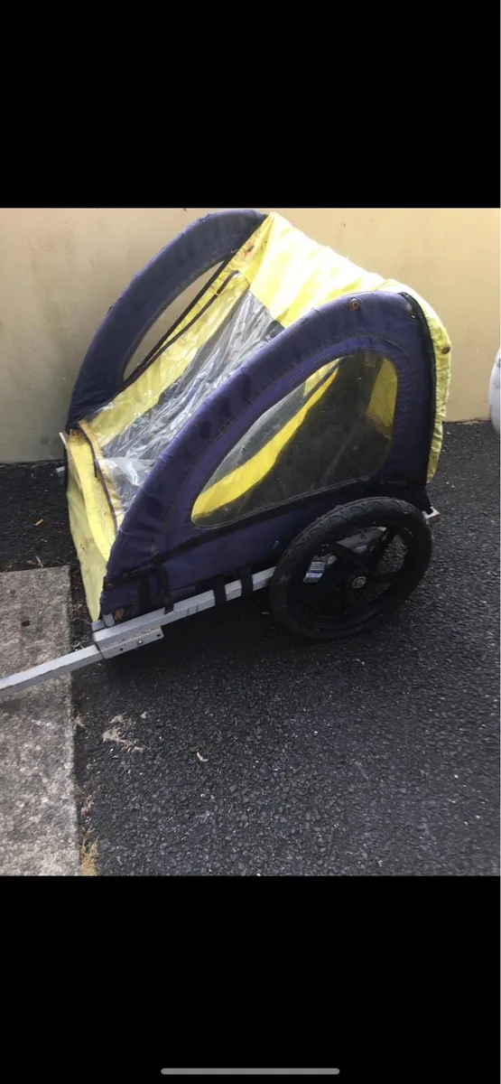 Halfords bike buggy - Image 1