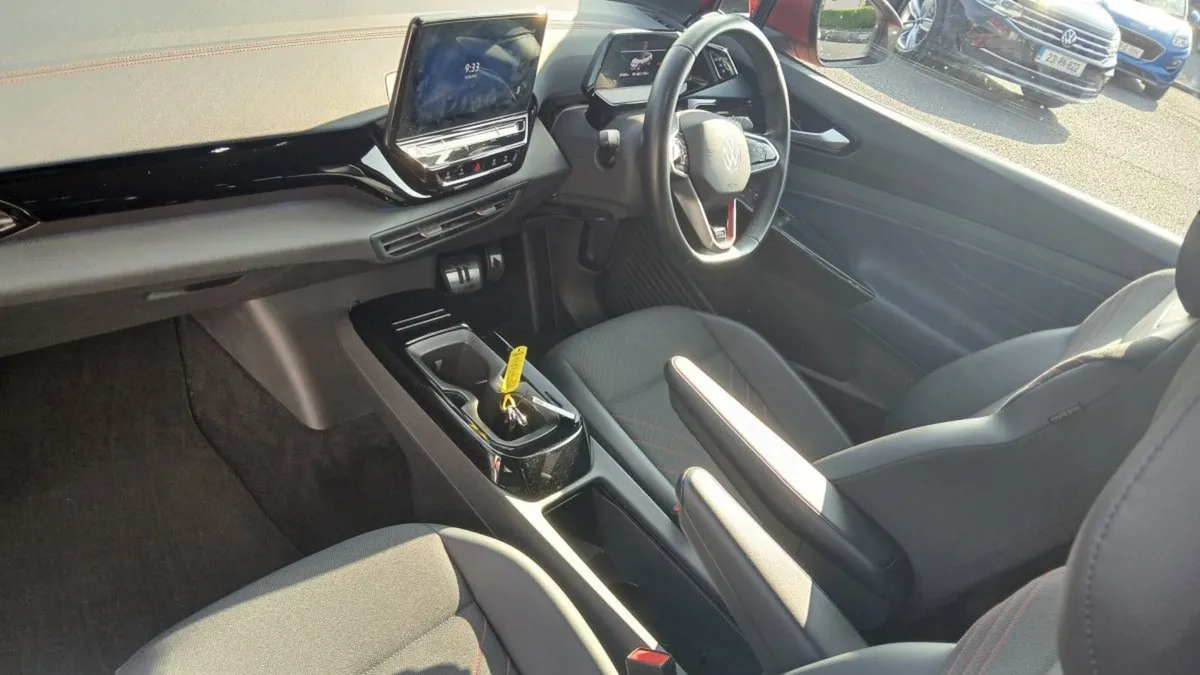 Volkswagen ID.4 GTX Business 77kwh 299HP  fully E - Image 3