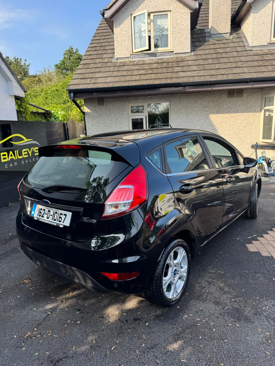 Ford Fiesta 2016 titanium - Image 2