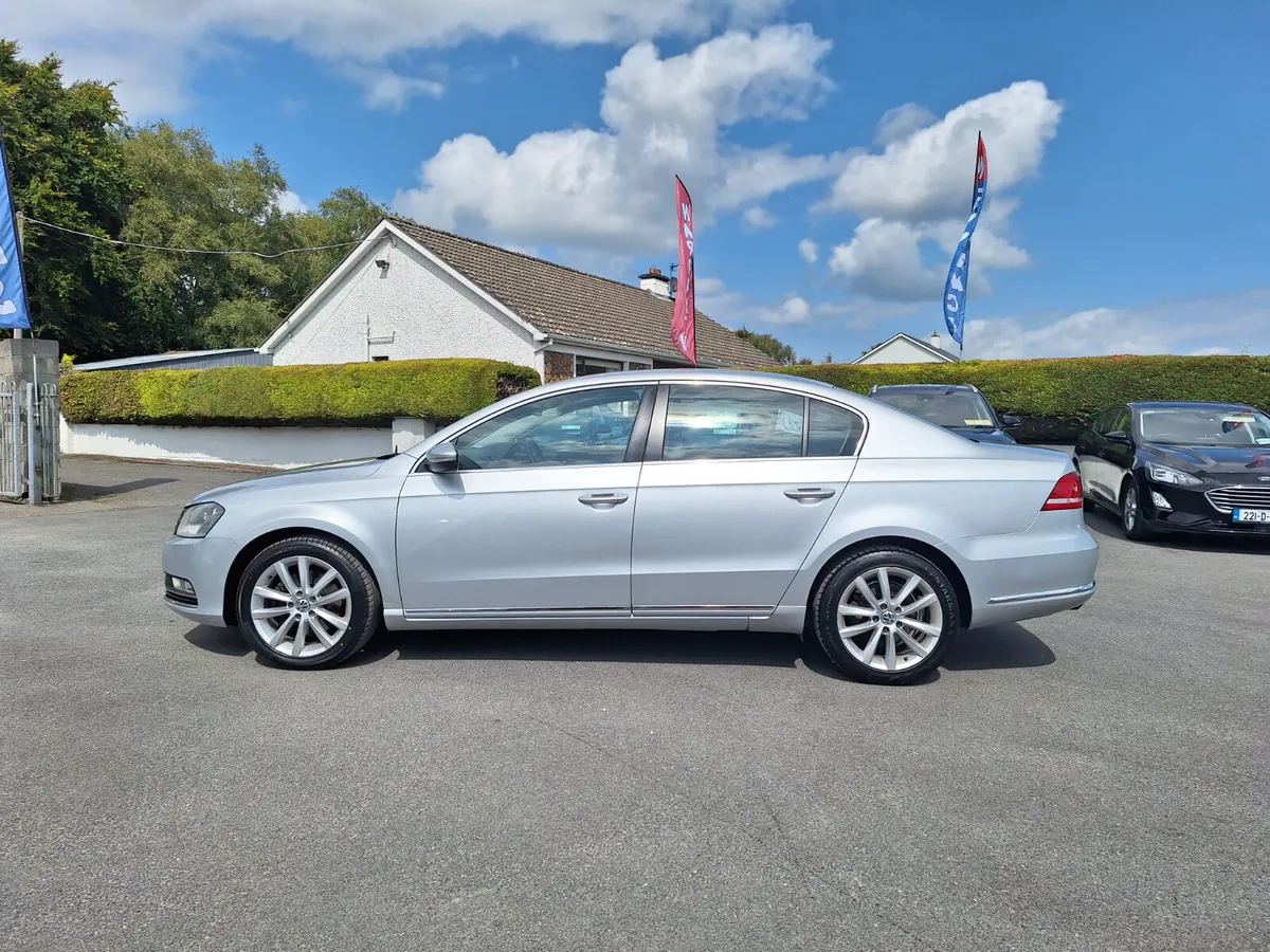 Passat 2.0 Tdi Executive *Leather/Heat Seats - Image 4