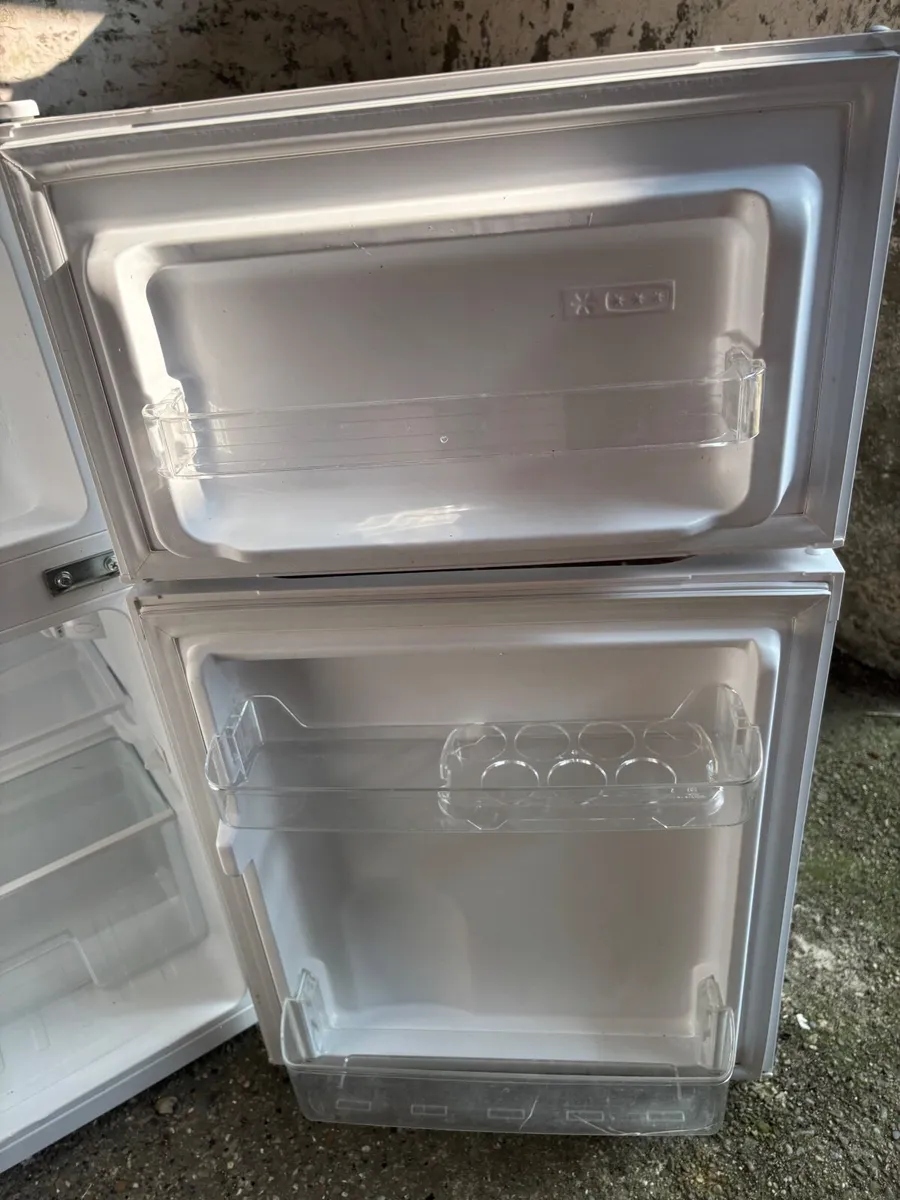 Under counter fridge/freezer - Image 2