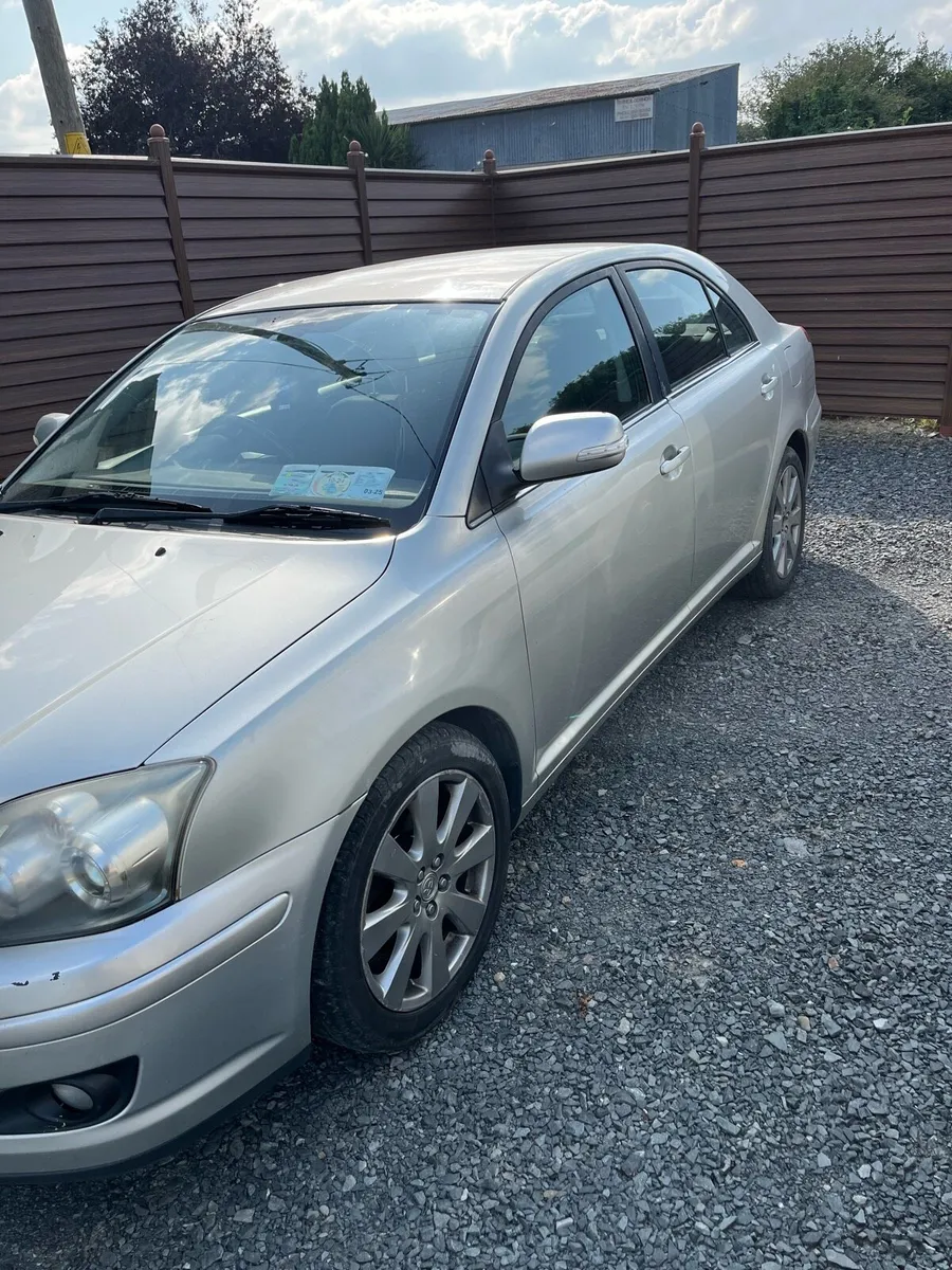 Toyota Avensis - Image 2