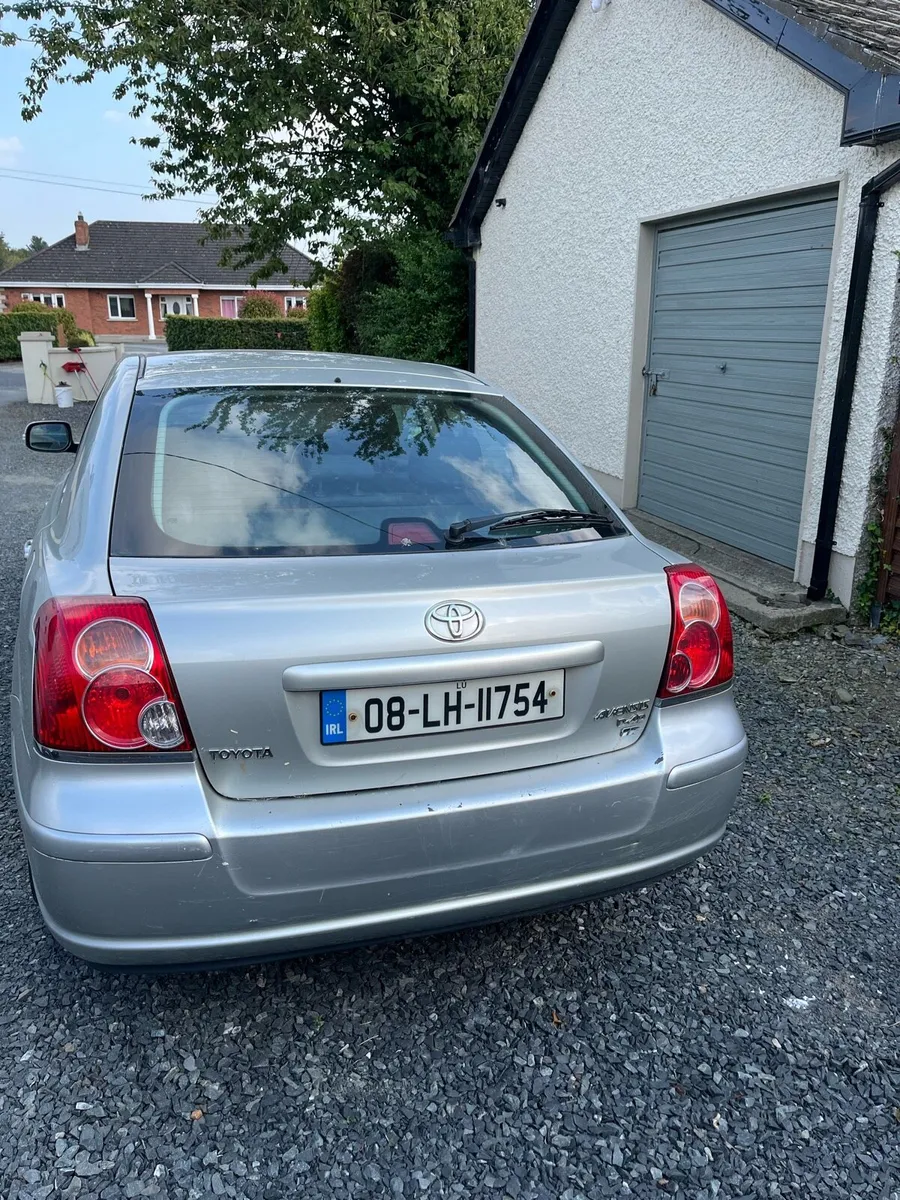 Toyota Avensis - Image 4