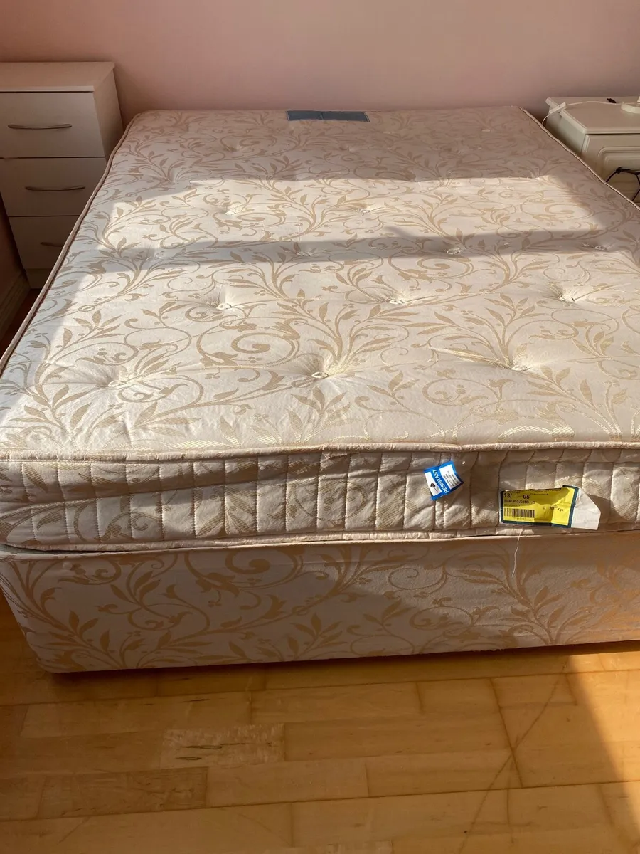Large double divan bed and mattress - Image 1