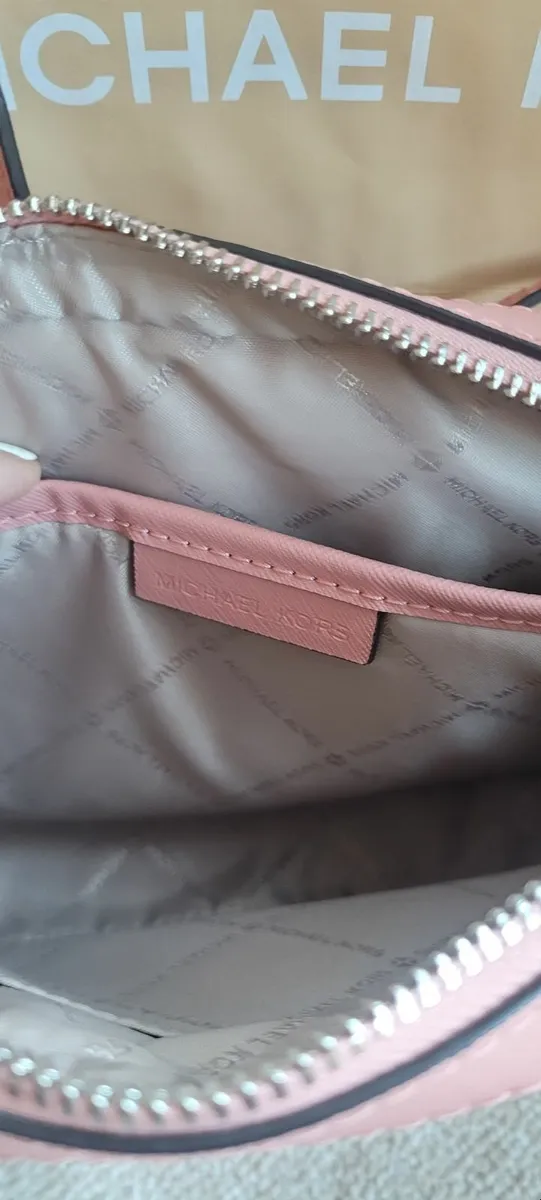 Michael Kors Crossbody bag - Image 2