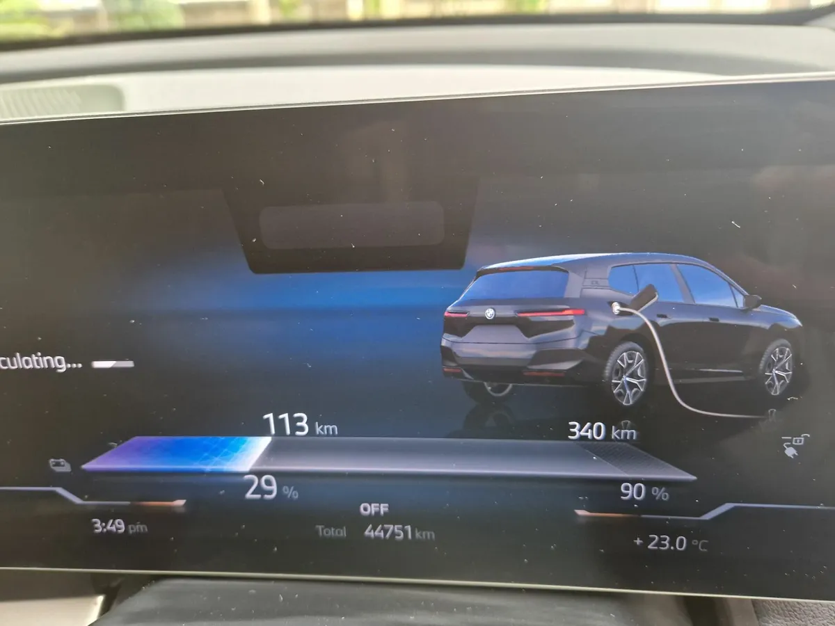 BMW iX3 2022 - Image 3