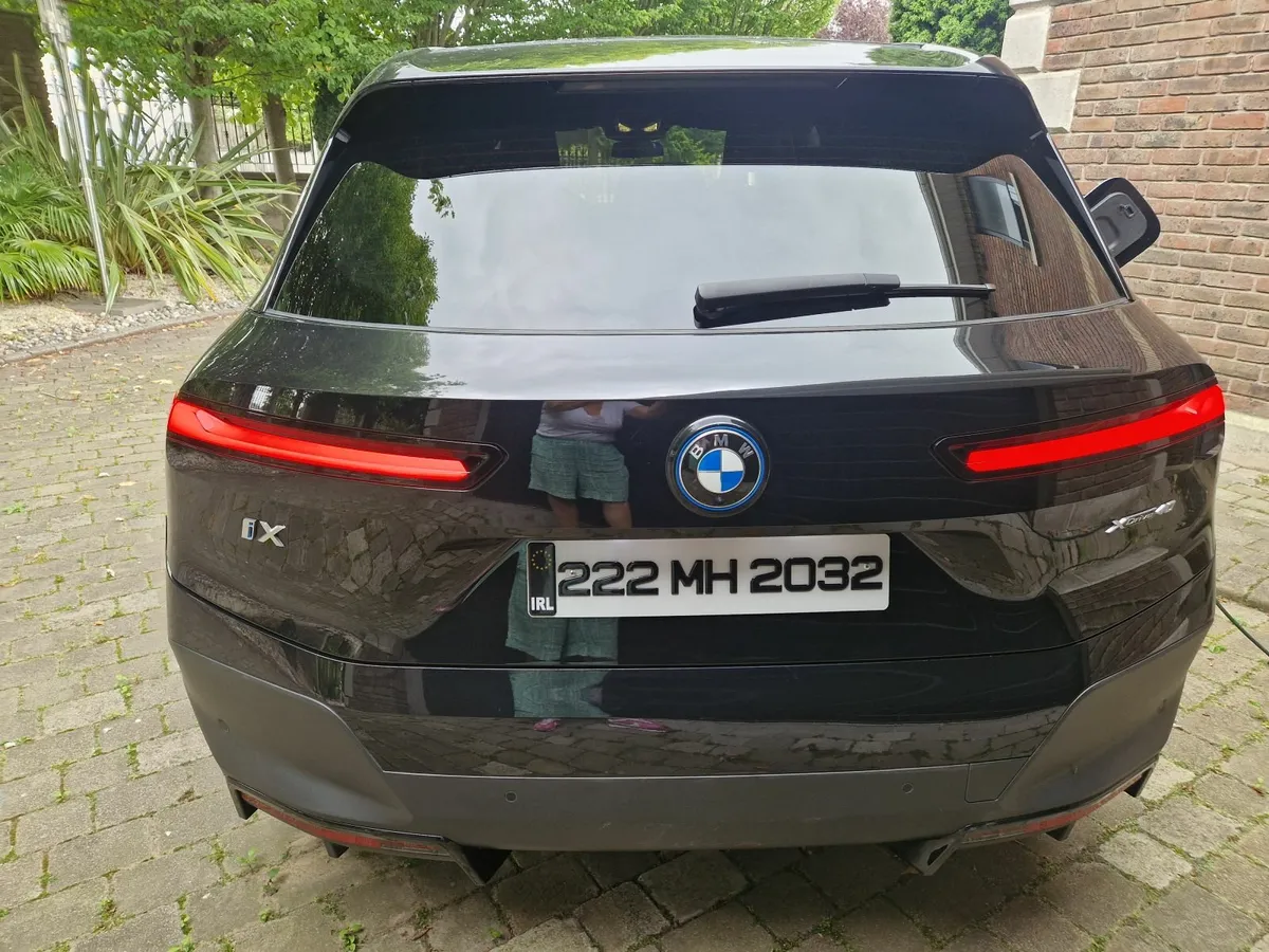 BMW iX3 2022 - Image 4