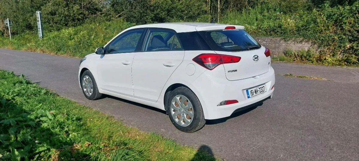 Hyundai i20 - Image 2