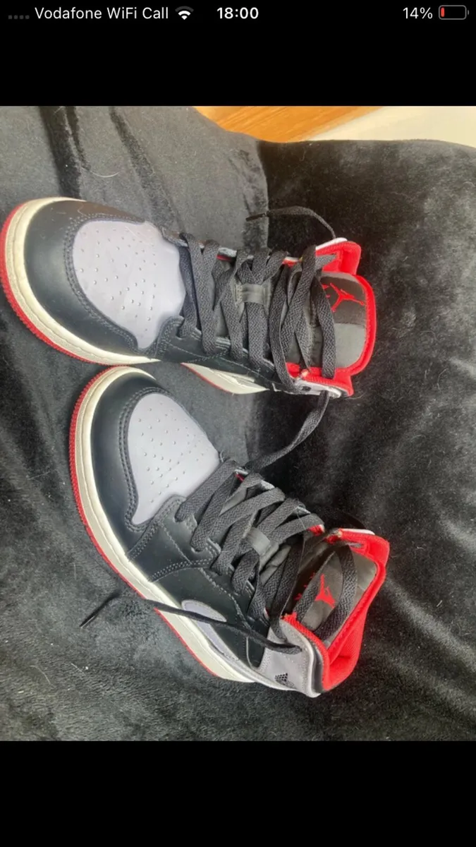 Nike Jordans - Image 3