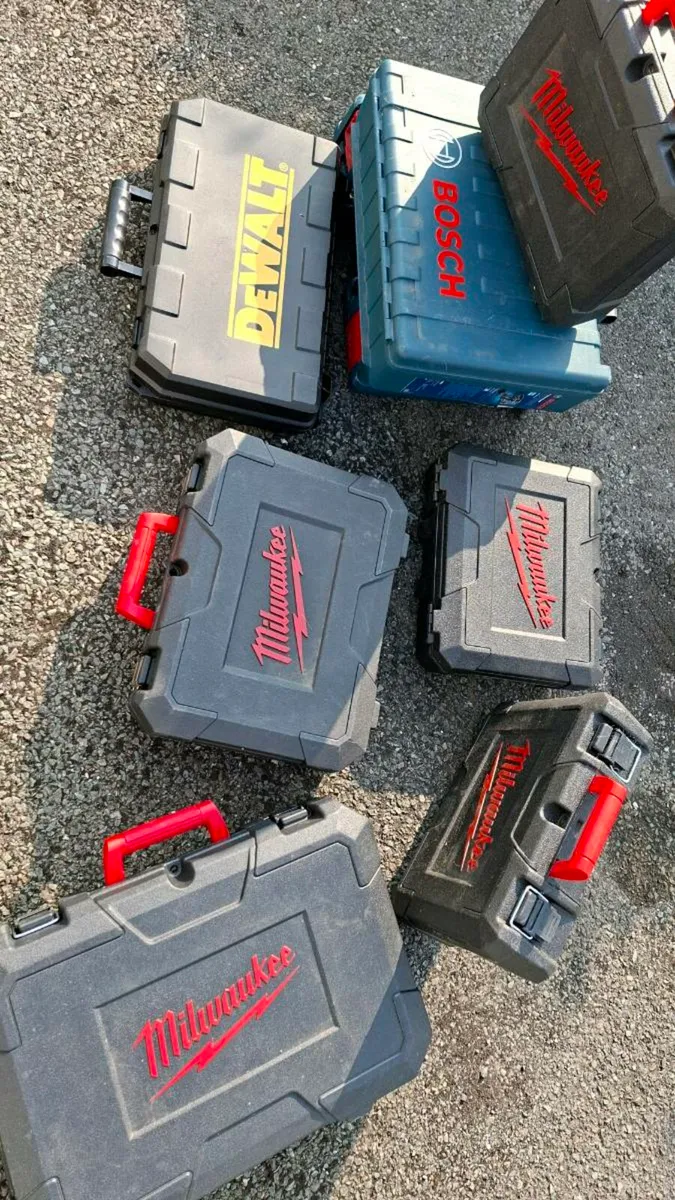 Toolboxes - Image 1
