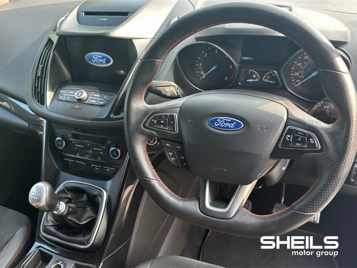 Ford Kuga 1.5tdci 120PS FWD St-line - Image 3