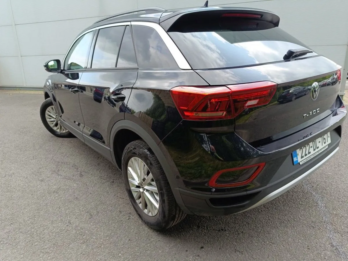 Volkswagen T-Roc 1.0 TSI 110HP Life Rear Camera C - Image 3