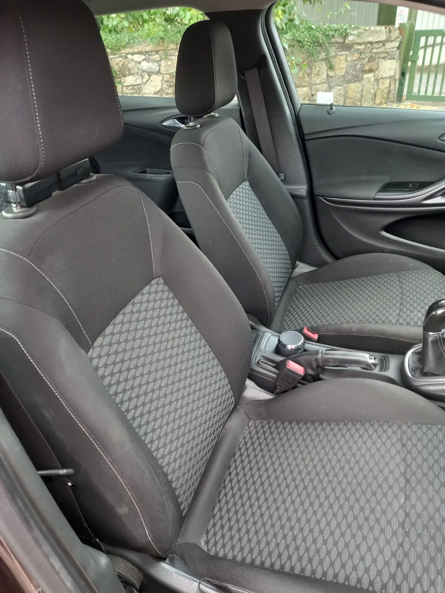 2017 Opel Astra Tourer 1L Turbo Petrol - Image 3