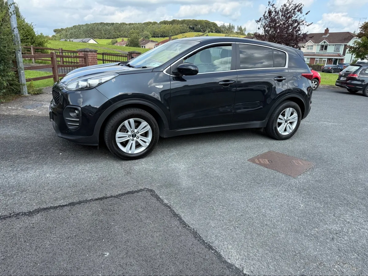 Kia Sportage 2017 - Image 2