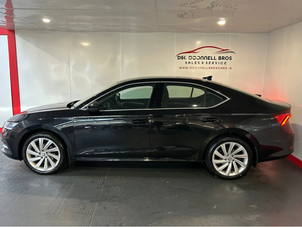 Skoda Octavia STYLE 2.0 TDI 115HP 5DR - Image 2