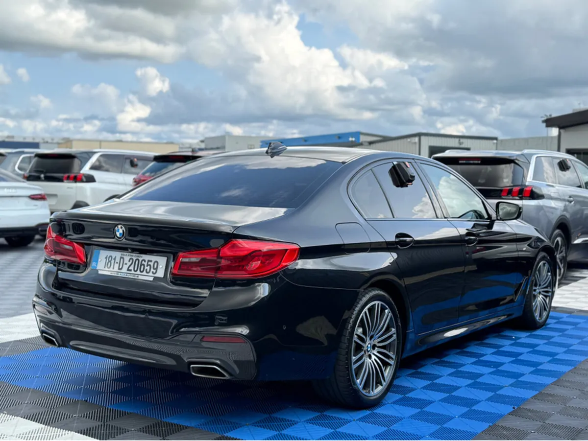 BMW 5-Series M-SPORT *SUNROOF* - 2.0L DIESEL - AUT - Image 3