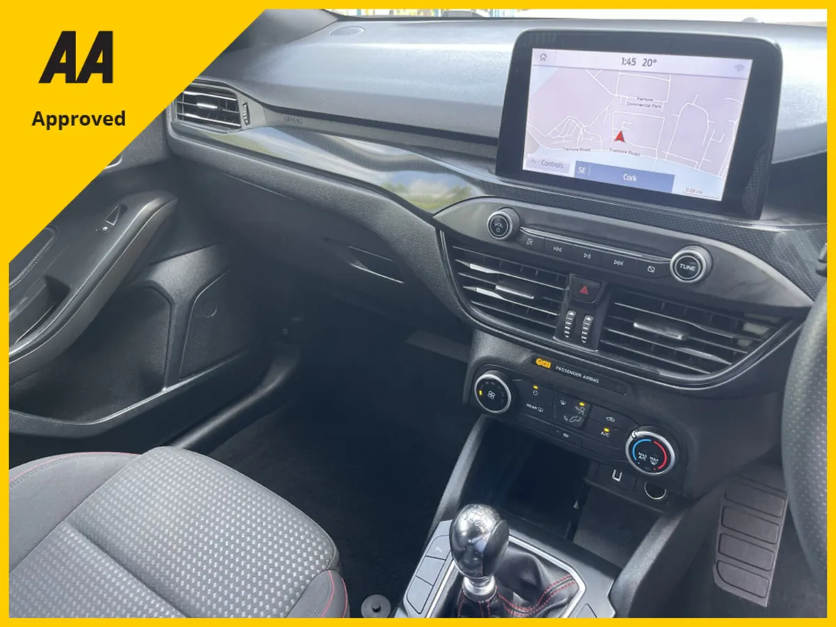 Ford Focus ST-LINE EDITION MHE FREE DELIVERY - Image 4