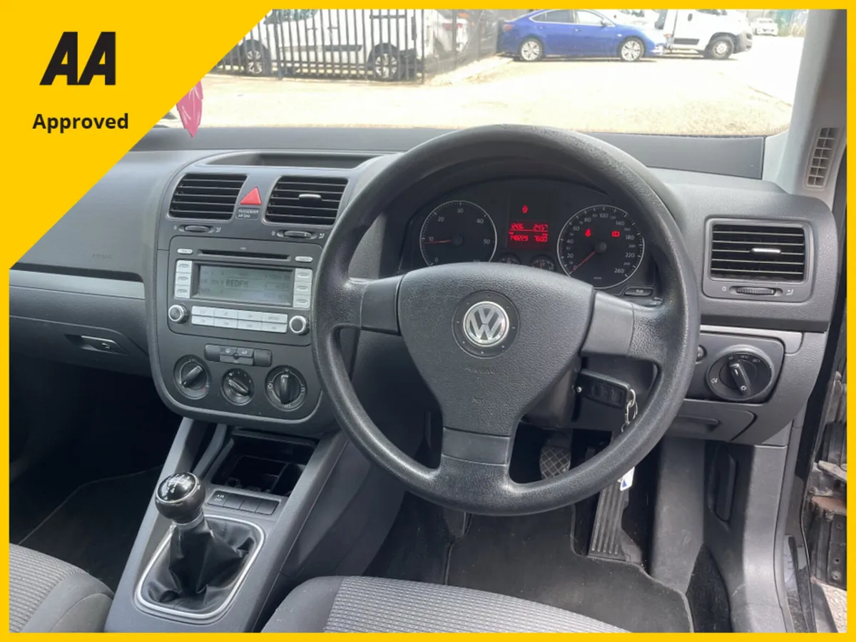 Volkswagen Jetta 1.9 TDI 105BHP 4DR SAL - Image 3