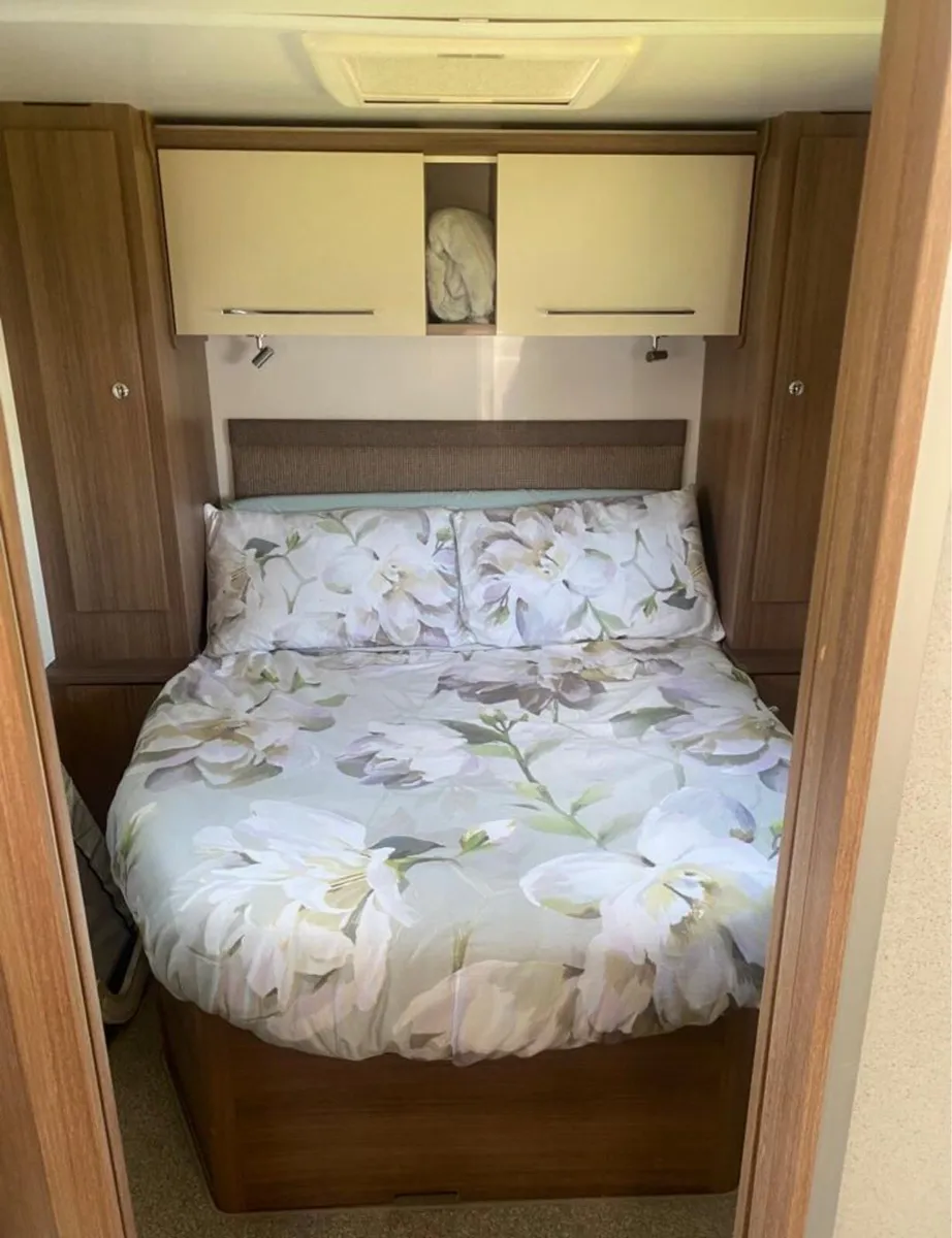 Caravan - Bailey phoenix 640 Vogue - Image 4
