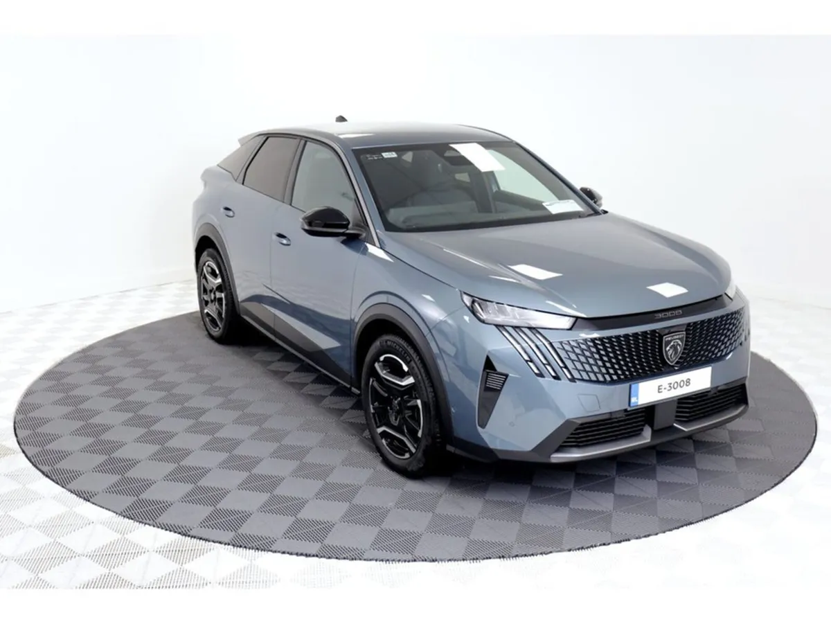 Peugeot 3008 E-Allure 73kWh 210HP - Image 1